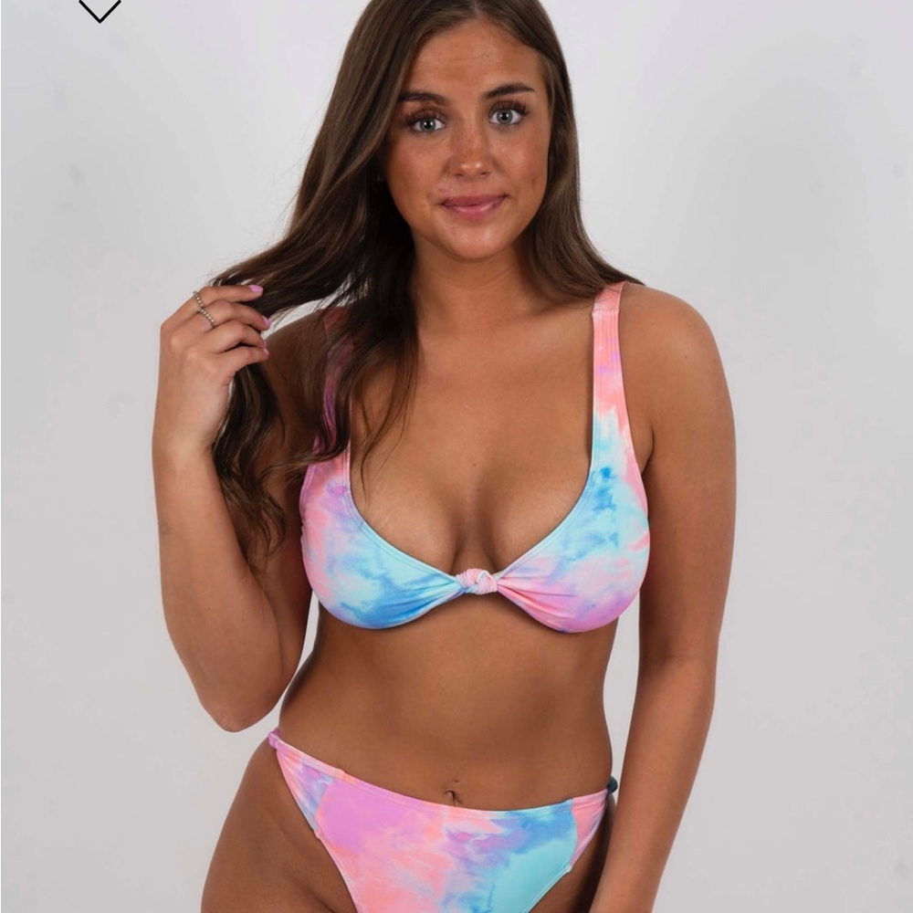 On the Tide Swim Suit Bikini Top
